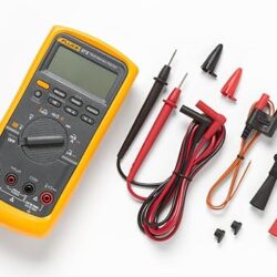 Fluke 87V Industrial Digital Multimeter, For Advanced Troubleshooting, Measures 1000 V AC/DC, Peak Min/Max, Low Pass Filter, Includes TL75 Test Leads, AC175 Alligator Clips, 80BK Temp Probe - Image 2